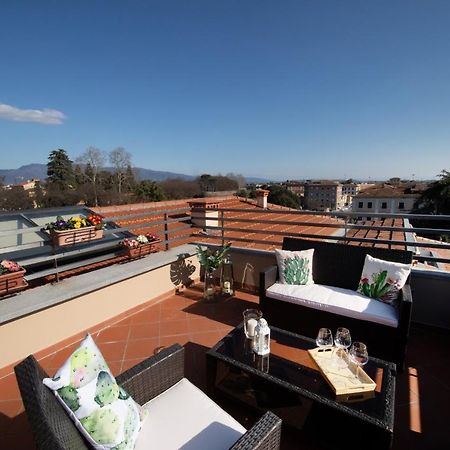 Rooftop Delight With Terrace Lucca Kültér fotó