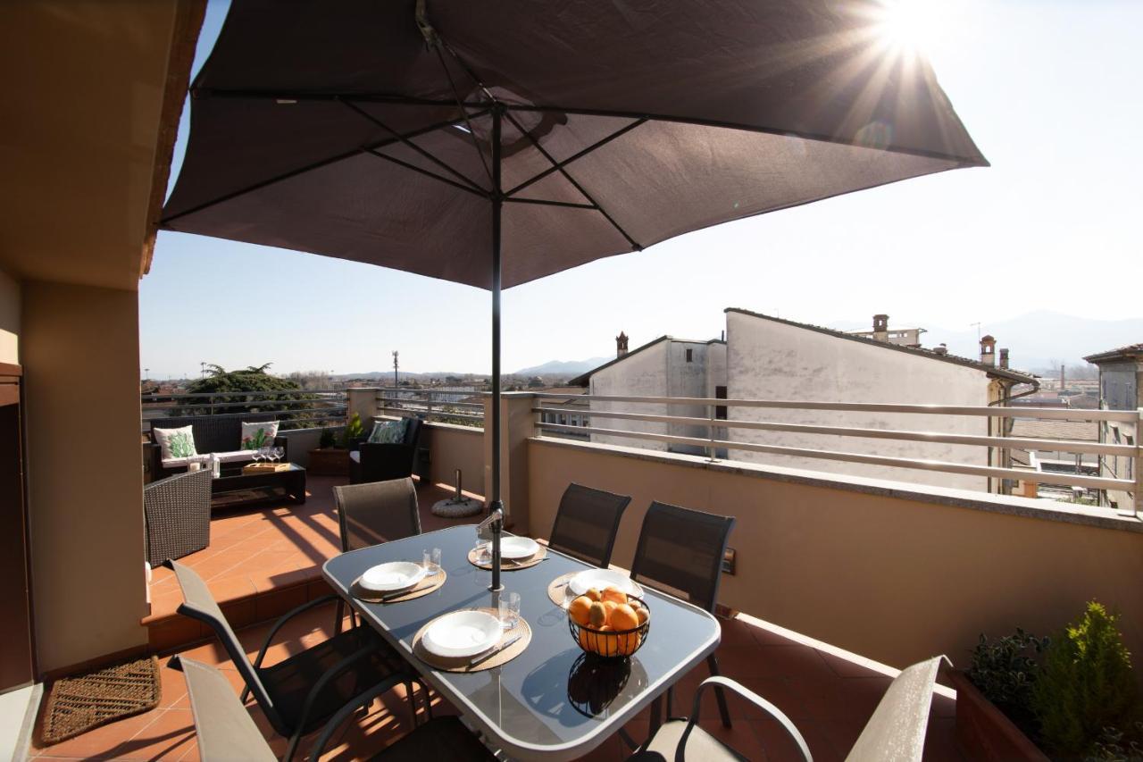 Rooftop Delight With Terrace Lucca Kültér fotó
